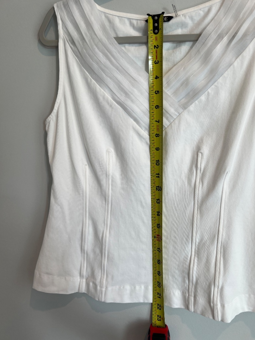 NIC+ZOE White Sleeveless V-Neck Pleated Shear Trim Tank Top Size Petite L - Picture 5 of 5